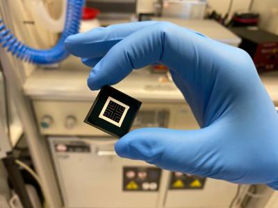 Scalable Perovskite Silicon Solar Cell with 31.6 Percent Efficiency Developed image